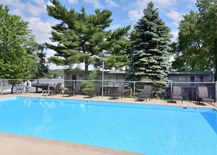 Delton Oaks Resort Motel Lake Delton