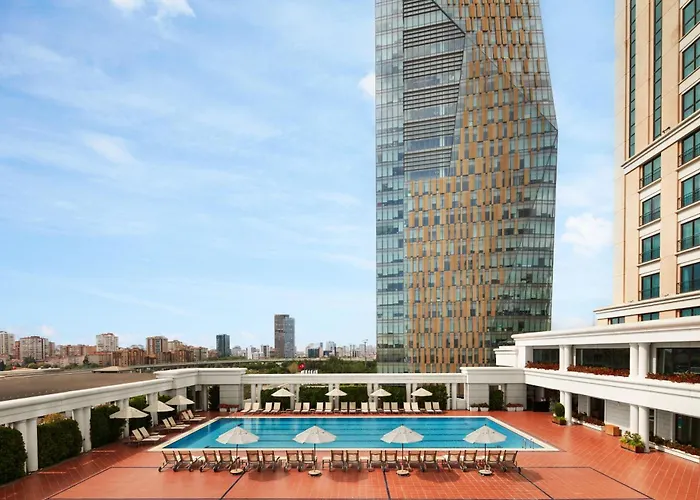 Istanbul Marriott Hotel Asia met golfbaan