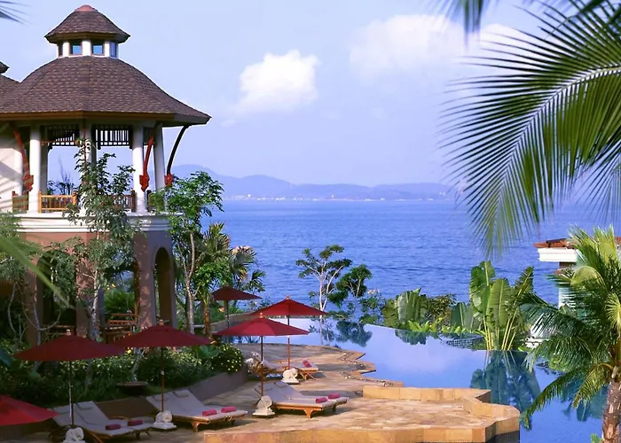 Intercontinental Pattaya Resort By Ihg Mit Golfplatz