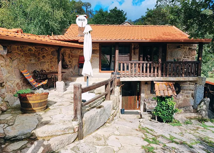 Aldeia De Pontes - Castro Laboreiro aceita animais de estimação
