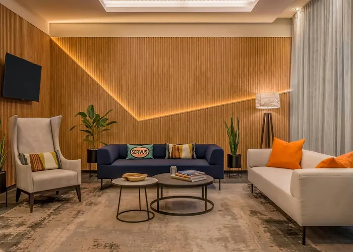 Courtyard By Marriott Munich City Center Mit Golfplatz