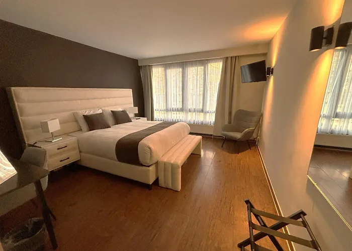 Escale Hotel