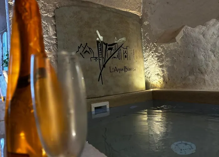 Ceglie Messapica Hotel With Private Jacuzzi