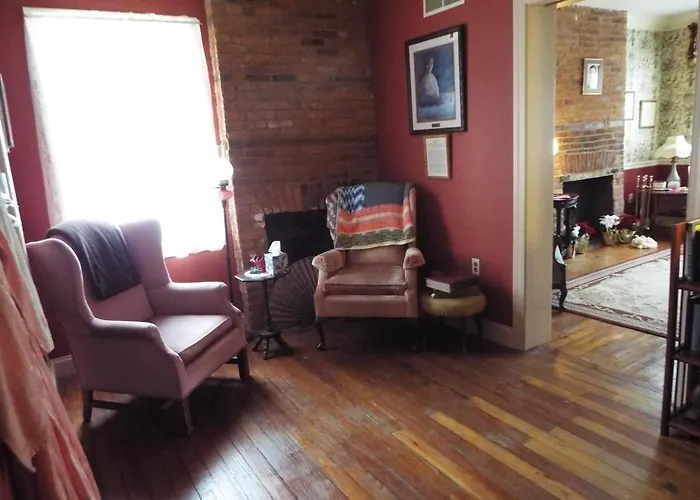 The Tillie Pierce House Inn