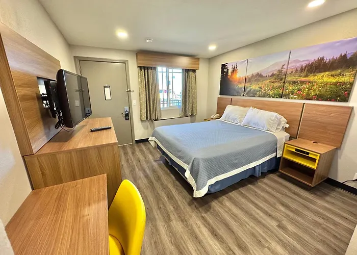 Days Inn By Wyndham Barstow