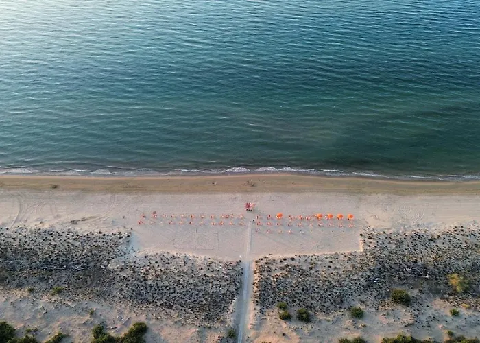Viola Club Village & Camping Foce Varano