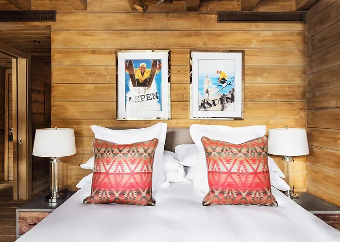 Dog Friendly Hotels in Serra Nevada