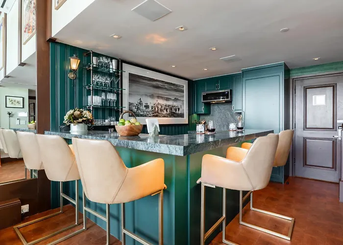 Lodge At Vail Condominiums