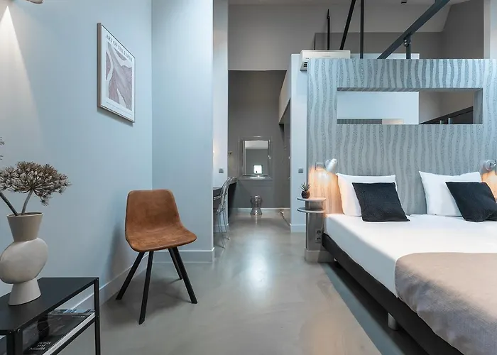 Suite With Wellness Nextdoor And Kitchen Access Oss