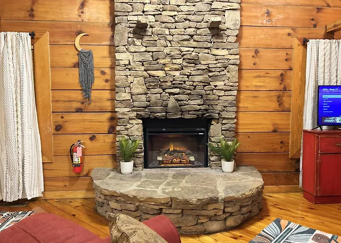 Honeymoon Hideaway Villa Gatlinburg