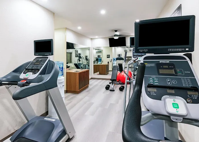 Candlewood Suites Fayetteville By Ihg