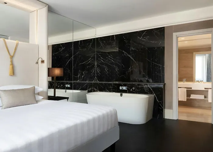Hotel Sina Bernini Bristol, Autograph Collection Roma 5 estrellas