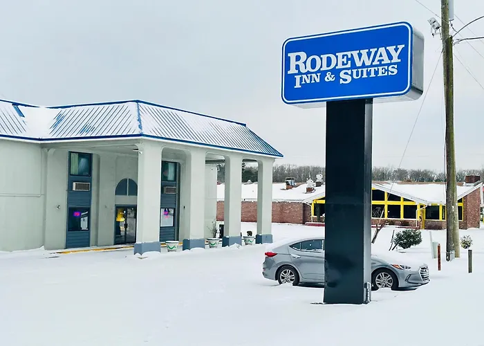 Rodeway Inn & Suites Plymouth Hwy 64