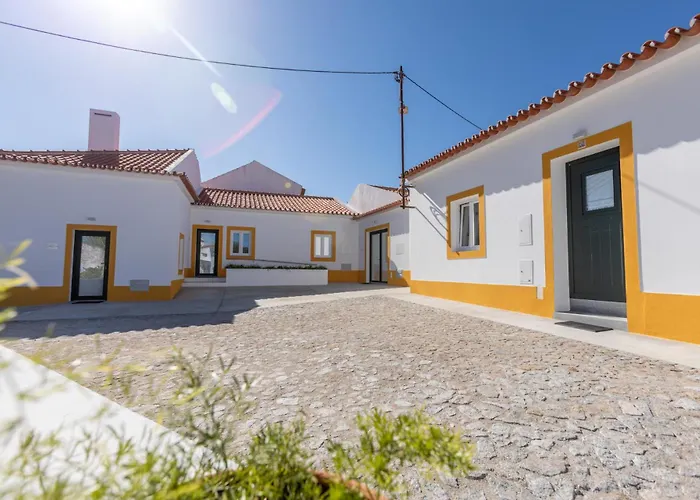 Páteo Lima Vila Évora