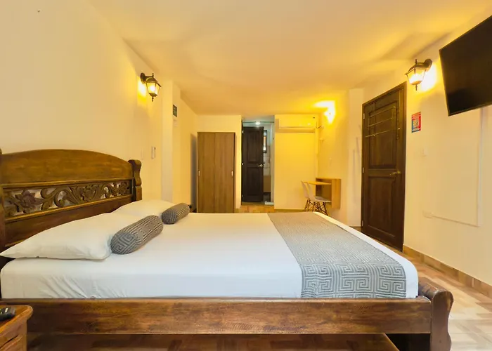 Hotel Altana Cali