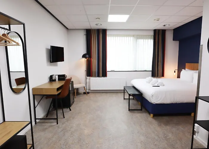 Rooms25