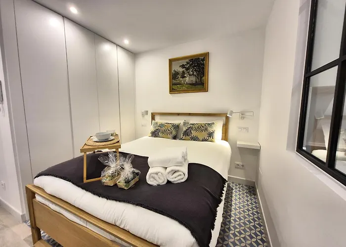 Apartamentos Plaza de España