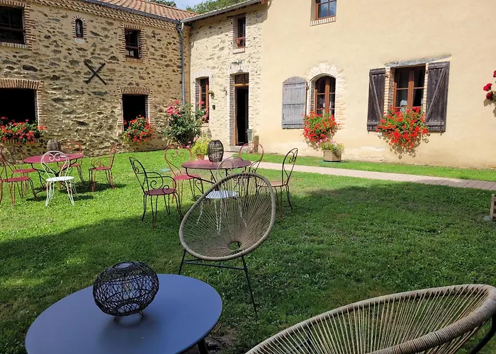 Boutique Bed and Breakfast Le Moulin de Drapras à Chemille-en-Anjou