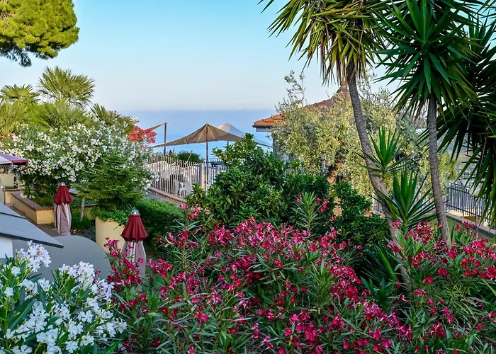 Hotel Liliana Diano Marina Mit Golfplatz
