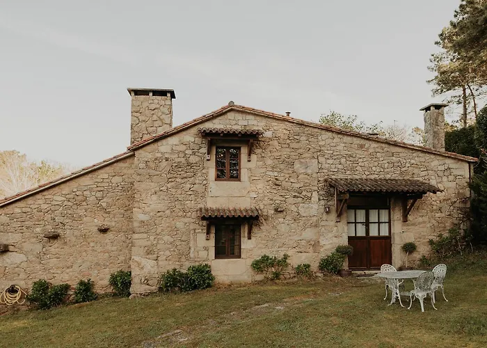 Hostal Casas Alexandre Pontevedra con Piscina