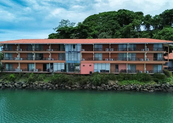 The Beach House Panama City