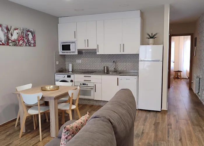 Apartamentos Turisticos Las Candelas Puebla de Sanabria
