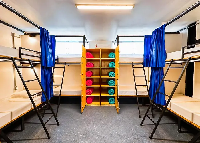 Laika Hostel Camburi 