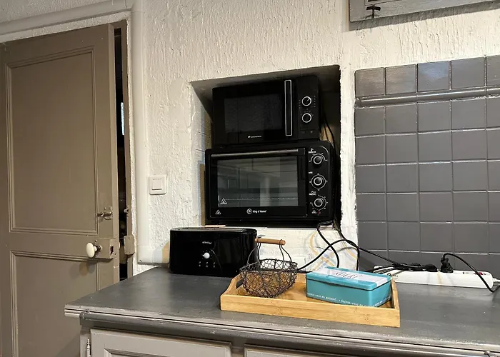 La Maison des Hautures - Ancien Couvent avec Extérieur - Idéal Familles proches Arénes Arles