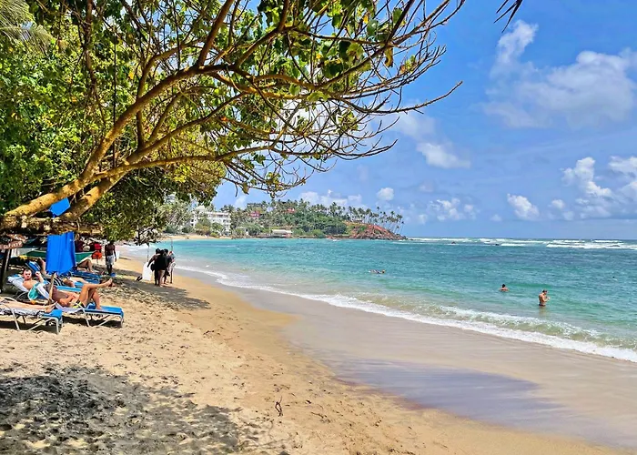 Sea Breeze Hotel Mirissa