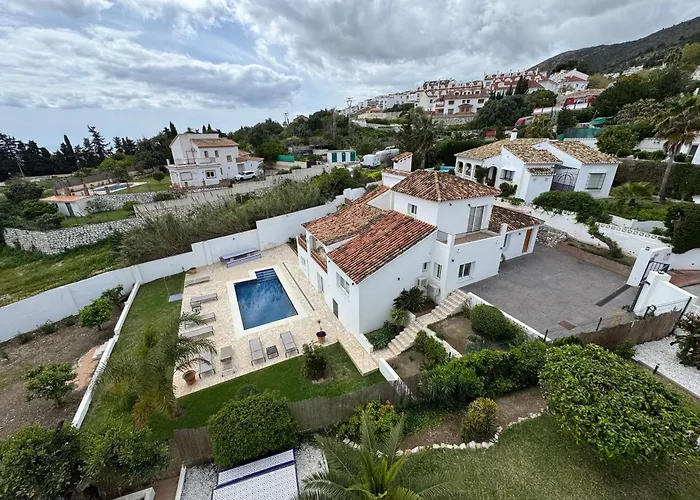 Luxury Villa Andalucia Seaview Private Pool Close To Centre