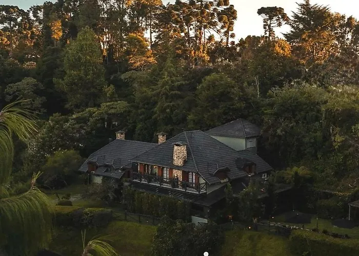 Alma Hotel