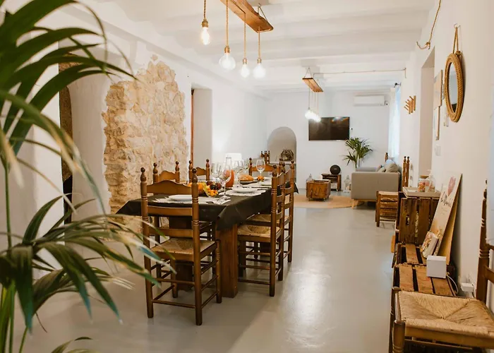 Casa Cueva Las Tinajas de Naya Alcala del Jucar