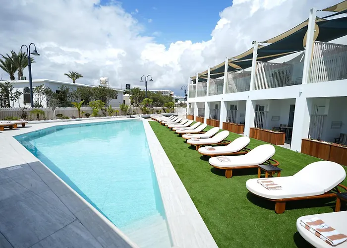 Blue Harbour Boutique Aparthotel Agia Napa