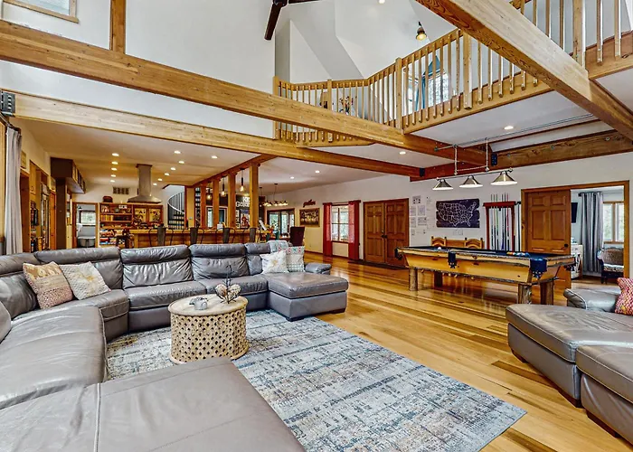 Hidden Lodge Idyllwild