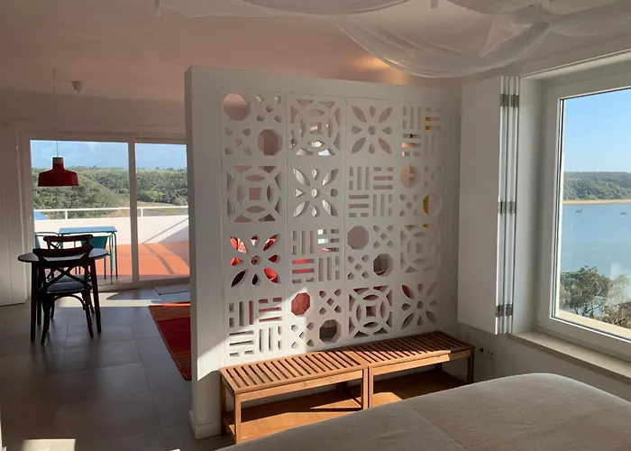 Casa No Rio - River House
