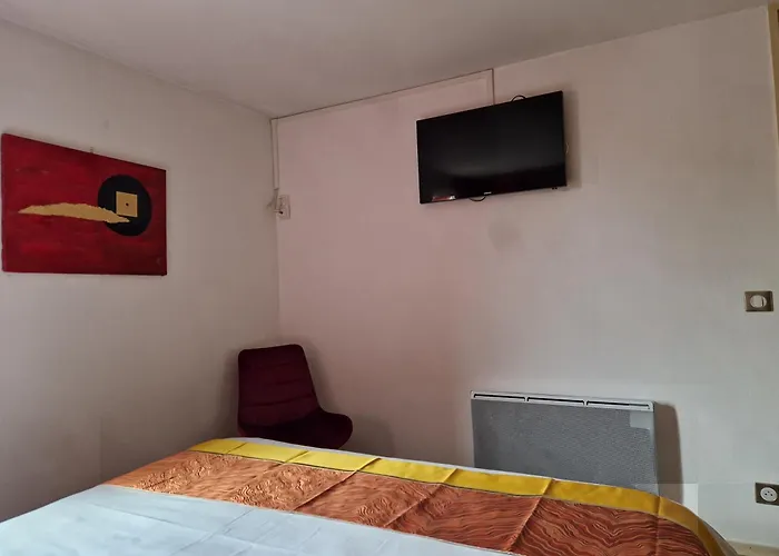 Prest'Hotel Epinal Chavelot