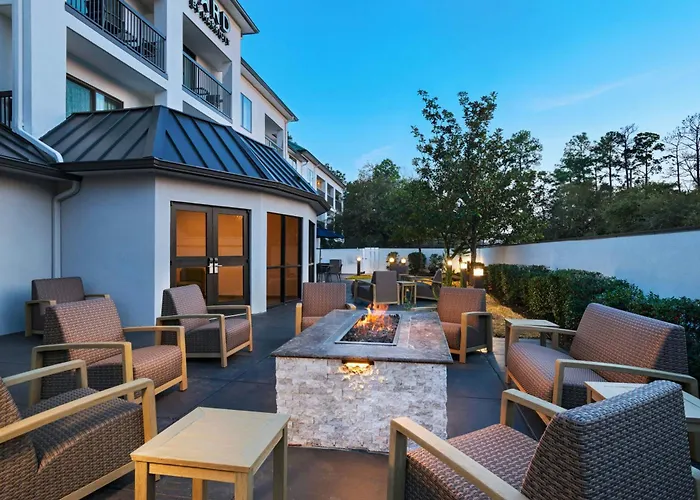 Courtyard Houston The Woodlands
