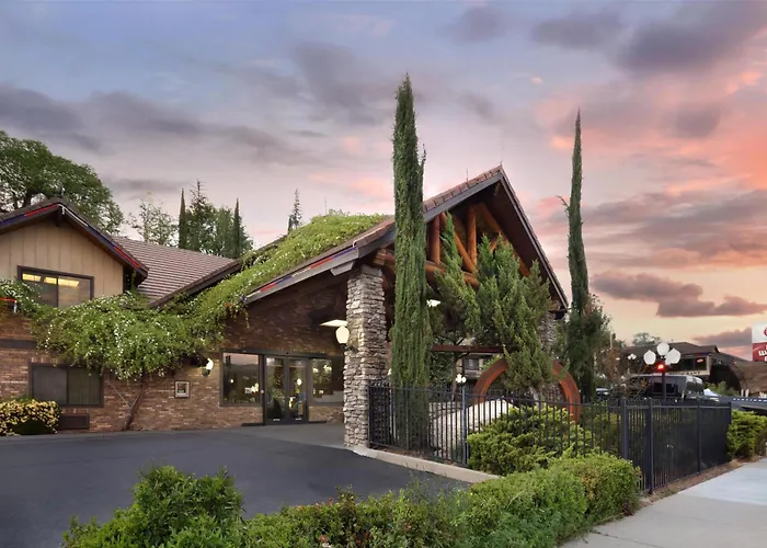 Best Western Plus Yosemite Gateway Inn Oakhurst