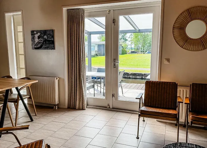 Huisdiervriedelijke De Sloothaak Villa Giethoorn
