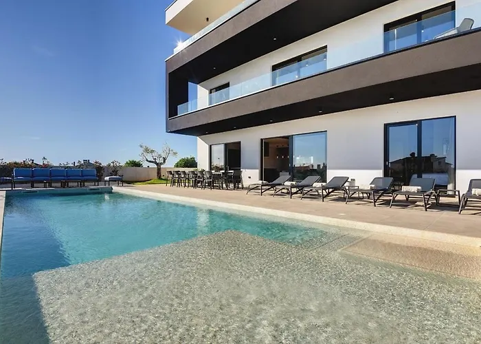 Villa Aquarius