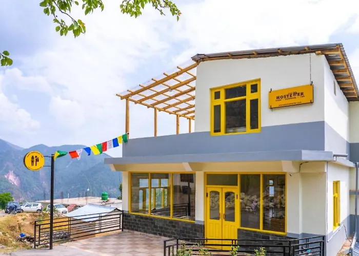 Bunker Hostels Kareri Dharamshala