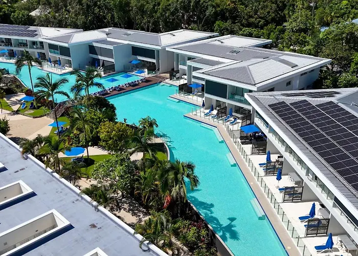 Pool Resort Port Douglas