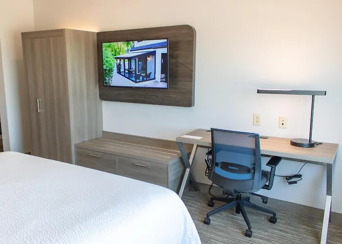 Holiday Inn Express Hotel & Suites Temple-Medical Center Area By Ihg