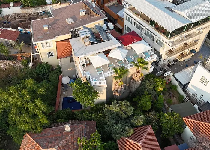 Bacchus Pension