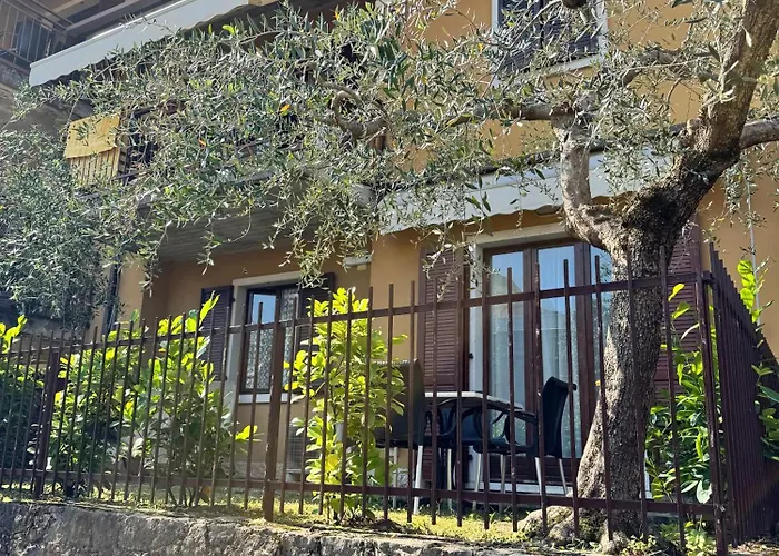 Casa Orchidea Apartments Torri Del Benaco
