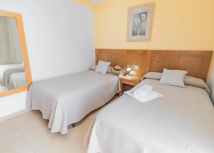 Apartamentos Turisticos Las Yucas Torre Del Mar