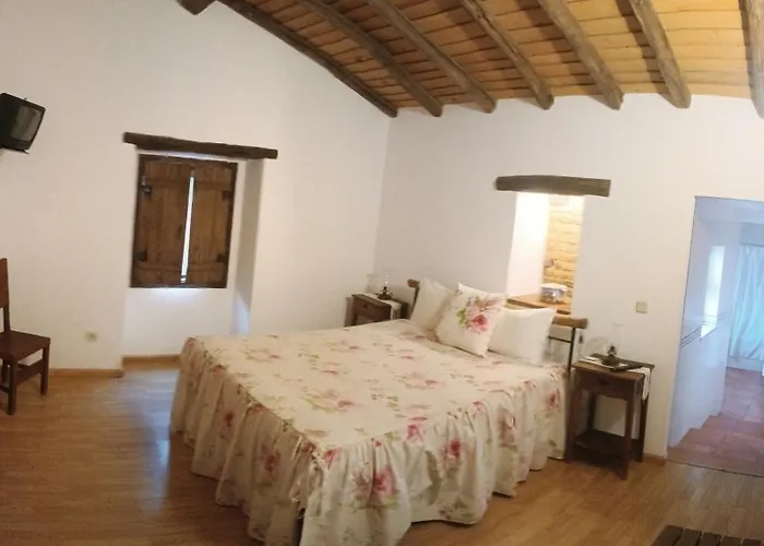 Quinta Do Vaqueirinho - Agro-Turismo Vila Marvão