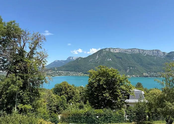 Auberge de Jeunesse HI Annecy
