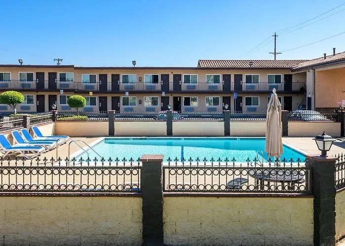Sea Rock Inn - Los Angeles Gardena