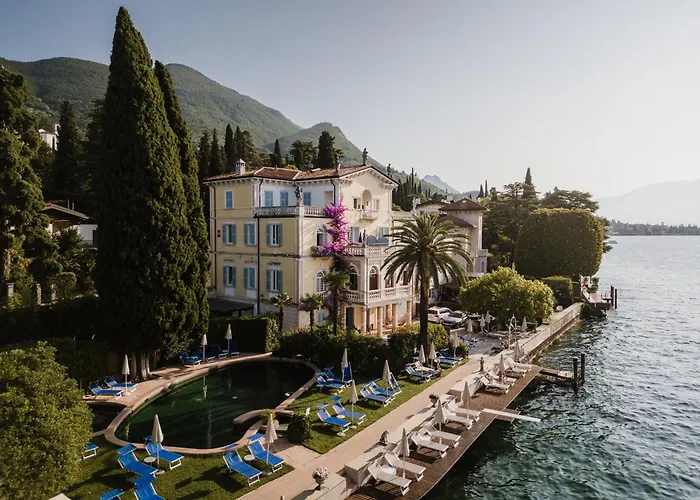 Hotel Monte Baldo e Villa Acquarone Gardone Riviera - un hotel a 4 stelle 